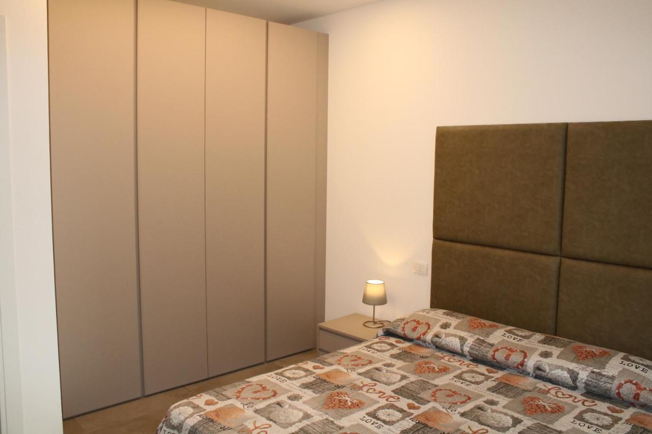 Al Grattacielotrenta Apartment เวโรนา ภายนอก รูปภาพ