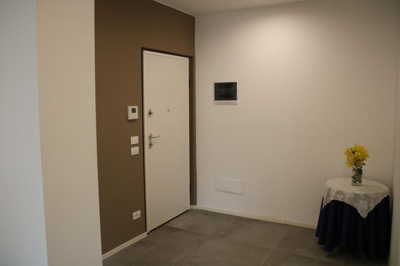 Al Grattacielotrenta Apartment เวโรนา ภายนอก รูปภาพ